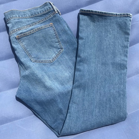 Old Navy Denim - Old Navy | Flirt Medium Wash Jeans | Boot-Leg